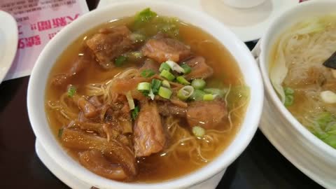 Lunch at Keung's Delight 強記雞粥 in Markham, Ontario