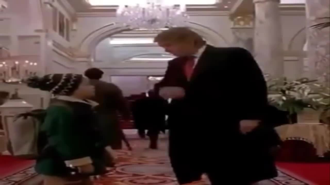 Donald Trump in Home Alone Pt. 2 Meme