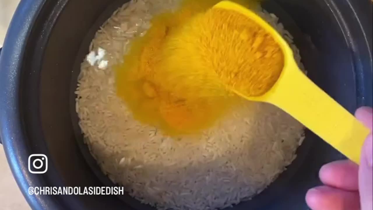 SLOW COOKER SAFFRON RICE