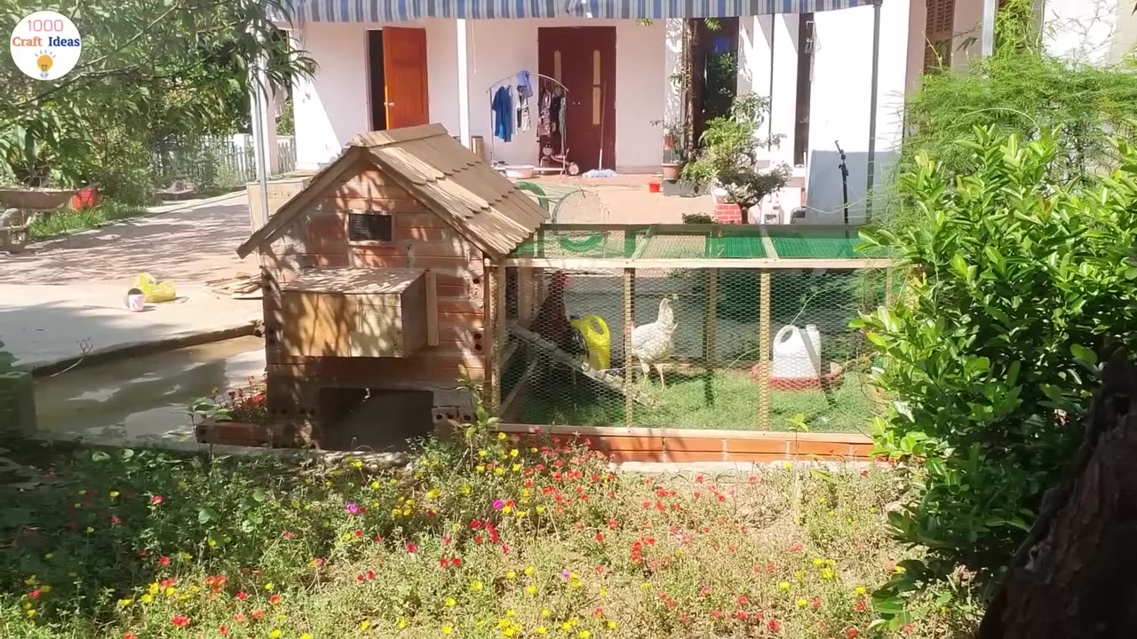 How to make a beautiful chicken coop from red bricks and wood