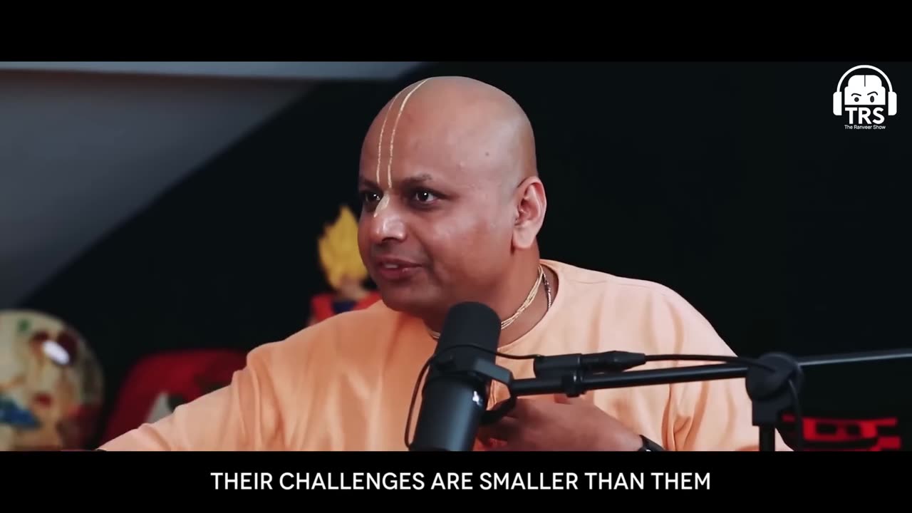 Today's video is a special excerpt from The Ranveer Show featuring Gaur Gopal Das. He has explained