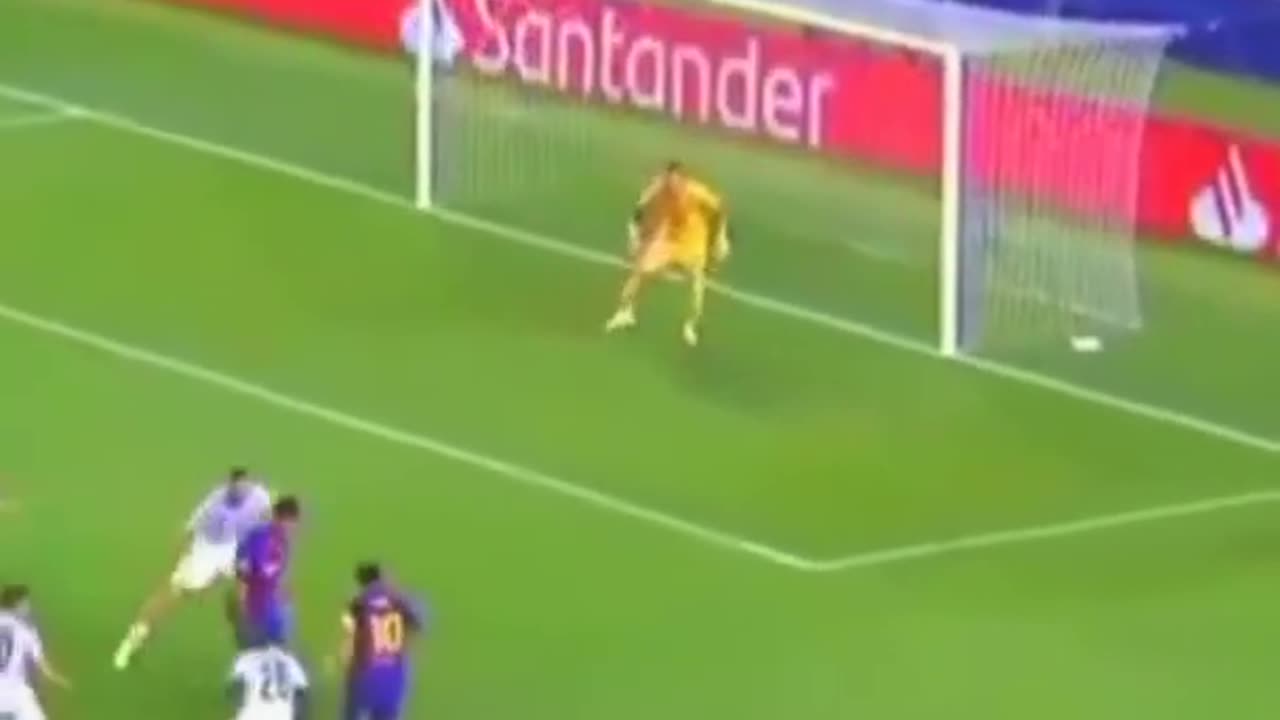 Messi's risky goals ⚽