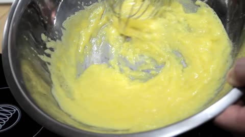 How To Make 1-Minute Hollandaise