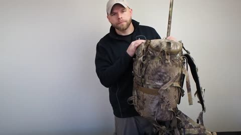Nomad Gun Cradle and Back Pouch for day hunting