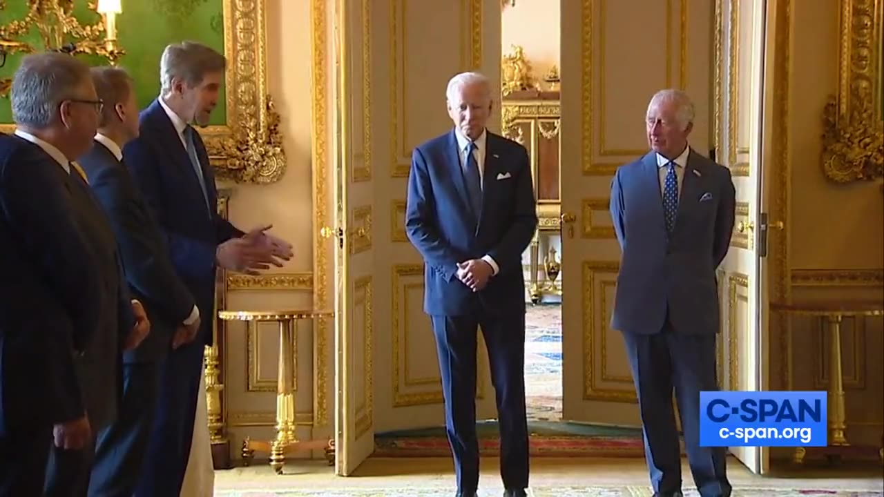 John Kerry & the Trillionaire Old Guys' Club demonstrate what 'Money is God' looks like.