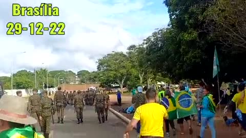 Brasileiros Guerreiros, Expulsam Polícia em Brasília...