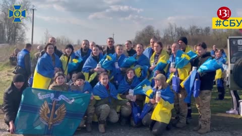 "We are back home" - Ukraine RETURNED 100 servicemen from captivity