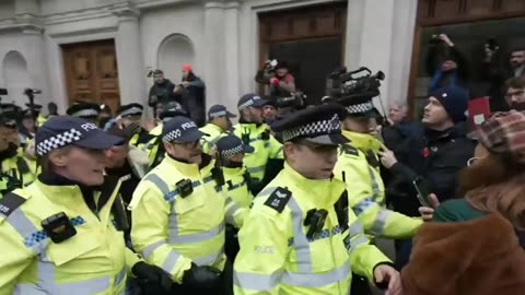 NOW - Police arrest Tommy Robinson in London. @disclosetv