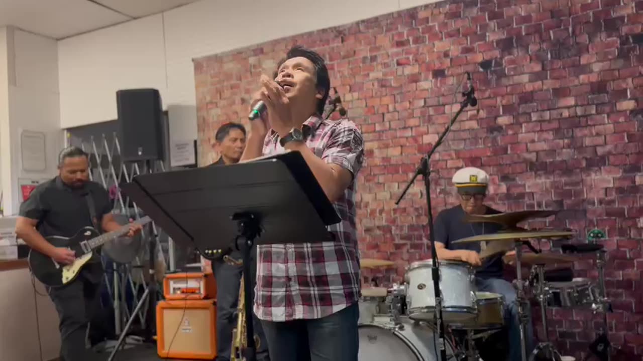 Jan Pieter Situmorang - With or without you (Cover)