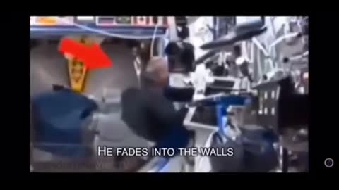 NASA's CGI green screen clearly spotted behind President Bush... wait for it...