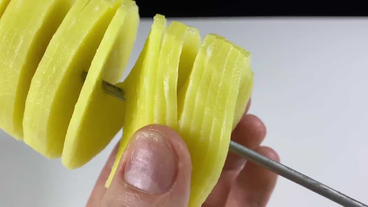 How To Make A Spiral Potato Cutter - DIY Spring Potato Machine