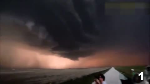 5 natural disaster caught on camera