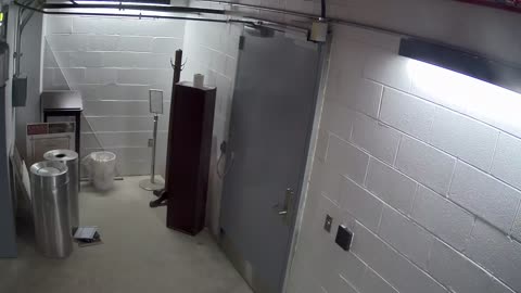 6031RHOBG1G102BEastVestibule_2021-01-06_05h20min02s200ms.mp4