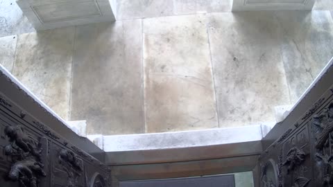 0266USCG00EastFrontHouseDoor_2021-01-06_12h56min59s287ms.mp4