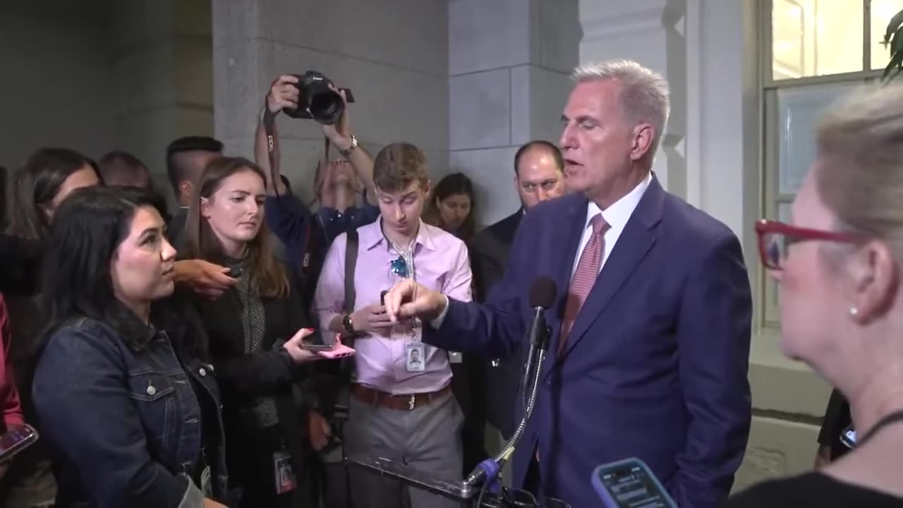 Kevin McCarthy Makes Case for Impeachment Probe to Reporter Who Says There's No Evidence