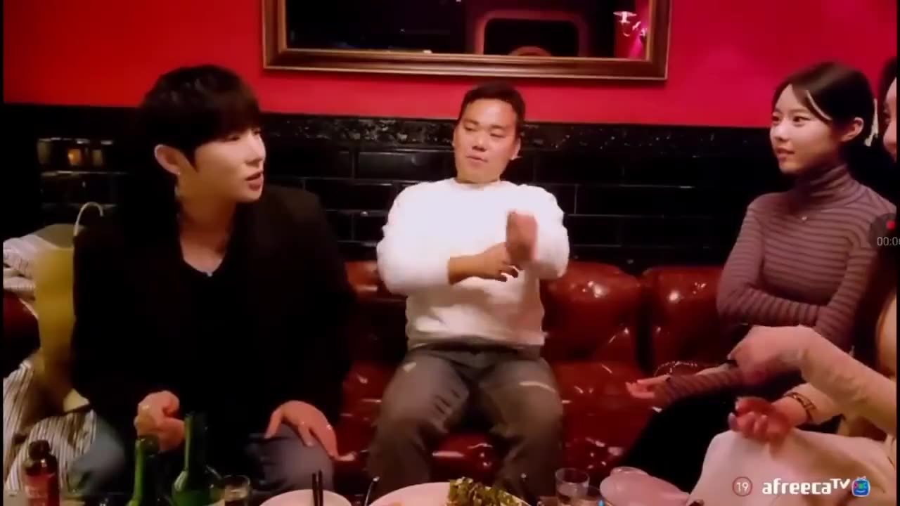 Viral in Korea. Died during the live broadcast. Interesting is that he seems