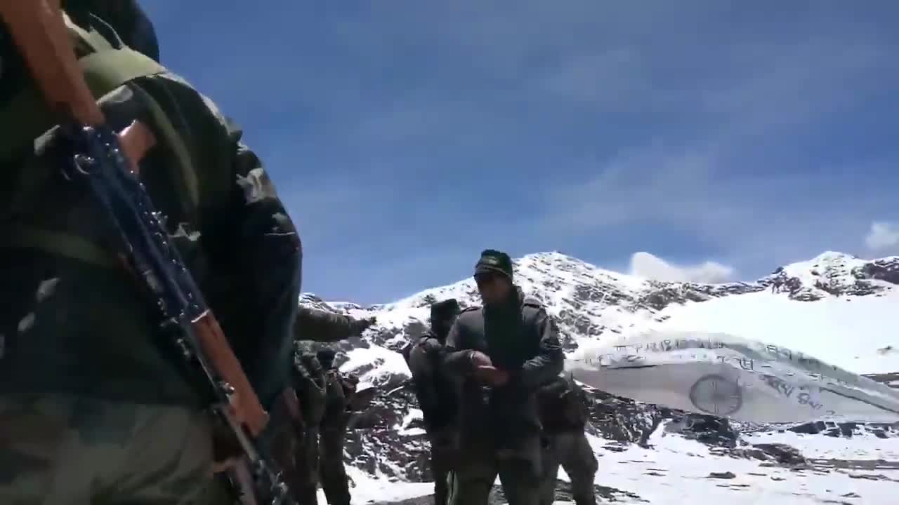 Chinese Army Intercepted By Indian Army At LAC