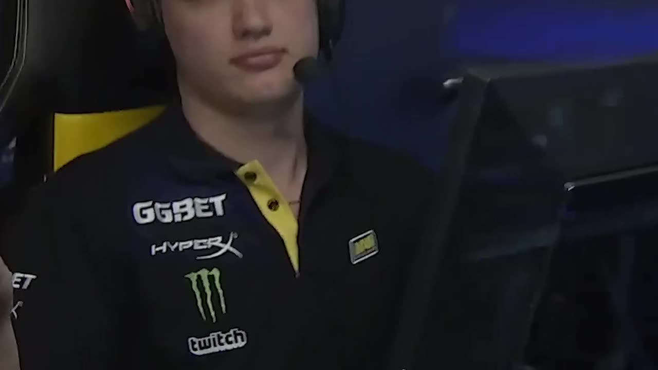 #shorts S1MPLE DESTROYS MOUSESPORTS 1V5