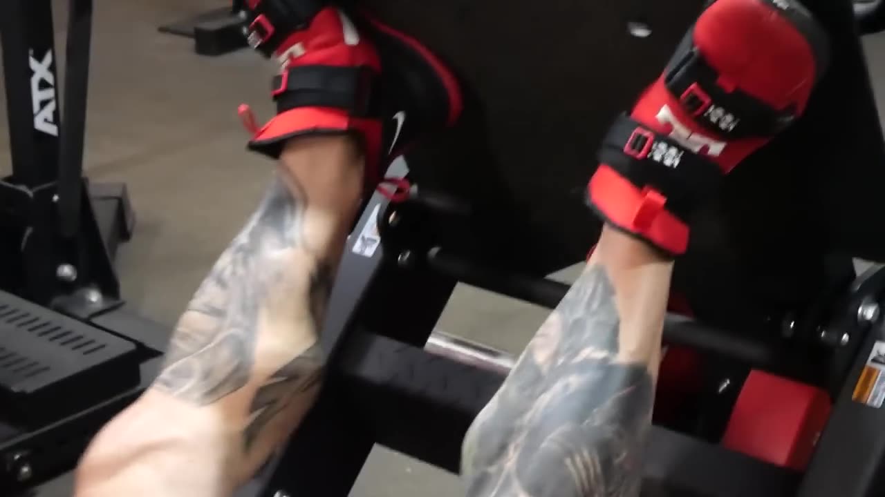 Bodybuilding Leg Press for Massive Legs _ LEE PRIEST