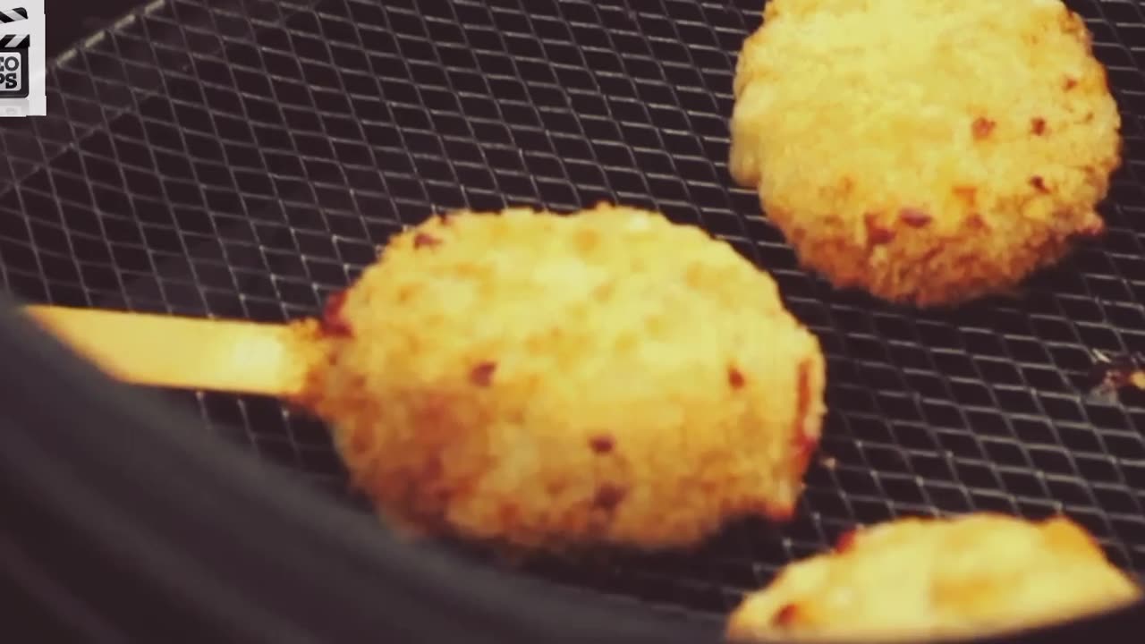 How to cook chicken lollipop delicious . #chicken #lollipop