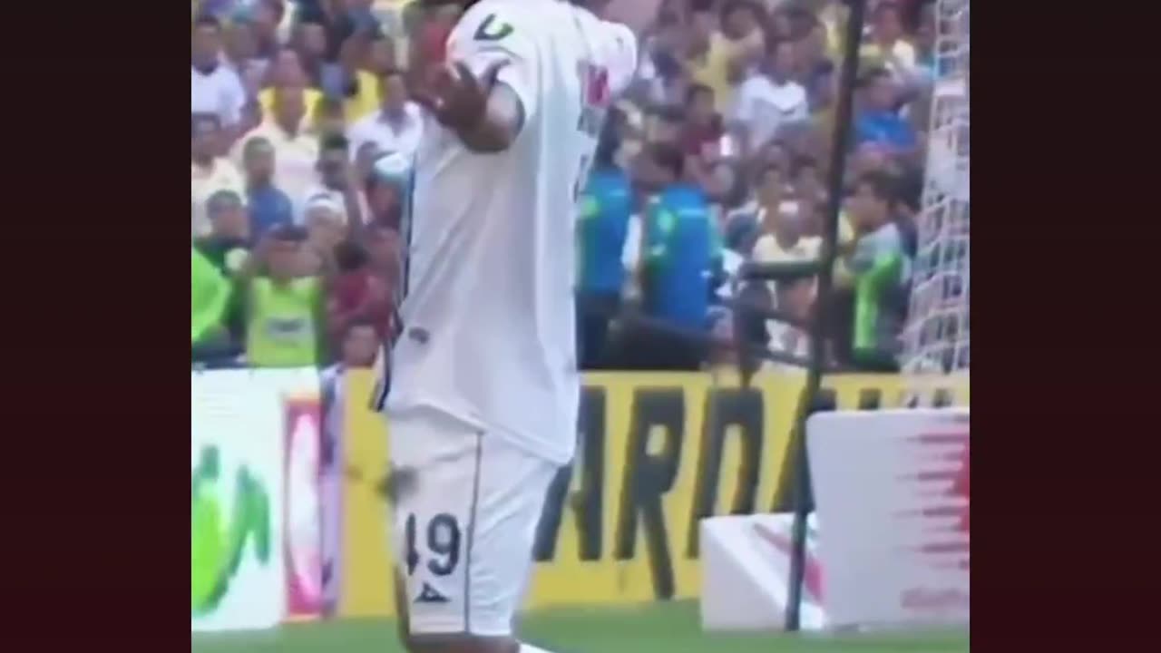 Ronaldinho's dance