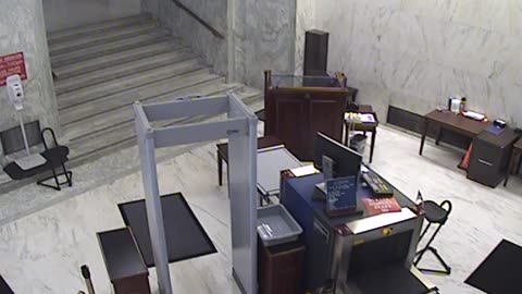 3091RHOBGRLowerIndepAveDoor_2021-01-06_10h00min02s190ms.mp4