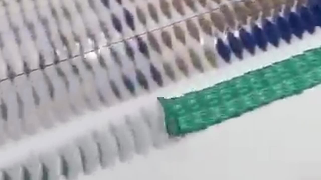 omg how beautiful image is formed by cards