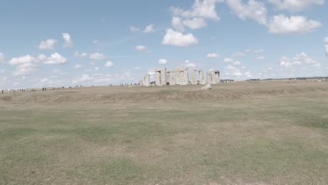 STONEHENGE,ENGLAND