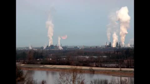 Selenelion viewed from Cahokia Mounds_wx_K_8I4Wo8_360p
