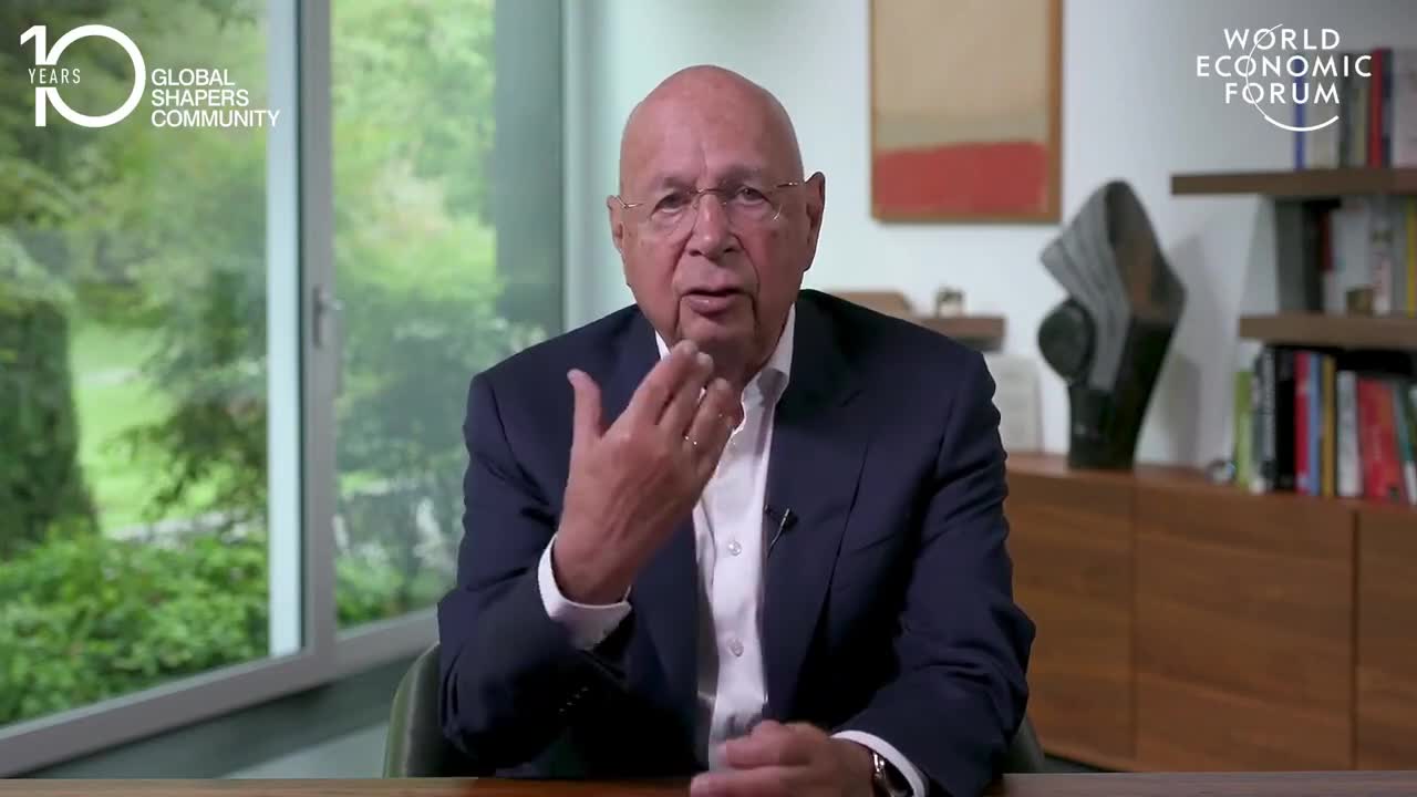 #TheGreatReset - Klaus Schwab: "Nobody will be safe if not everyone is vaccinated"