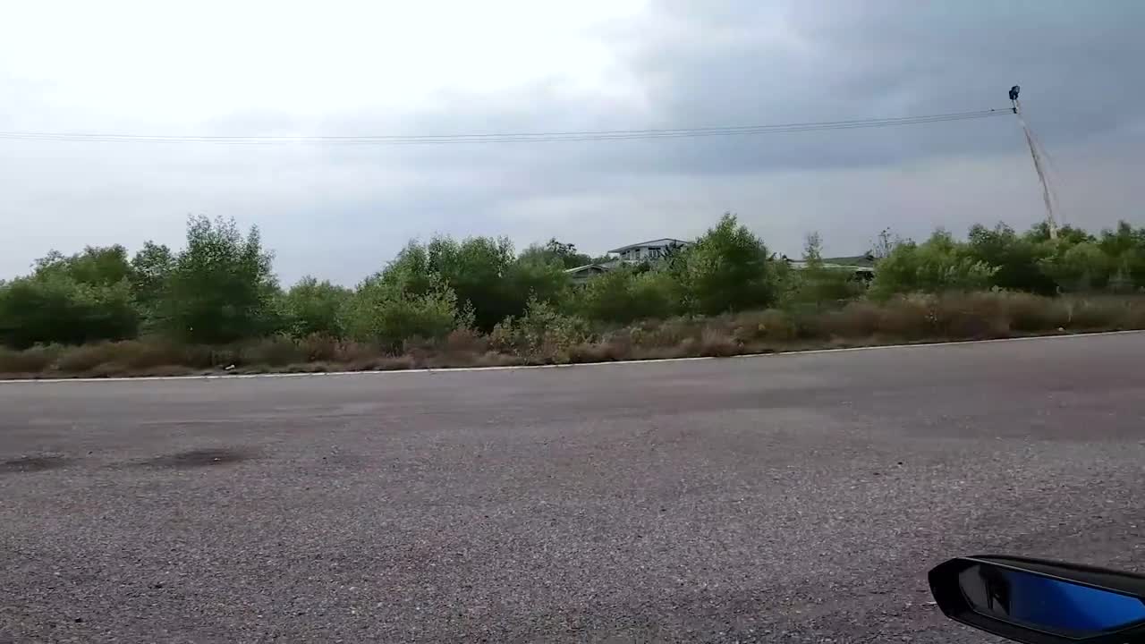 Kawasaki Ninja H2 vs Lamborghini Huracan Performante DRAG RACE