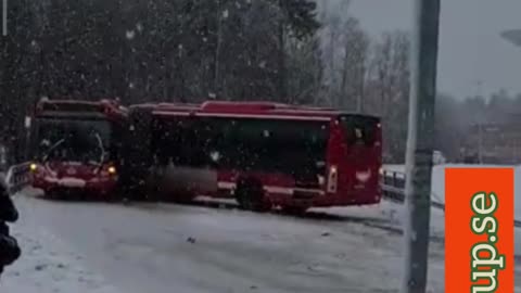 SL Bus crashes in Sweden 🇸🇪