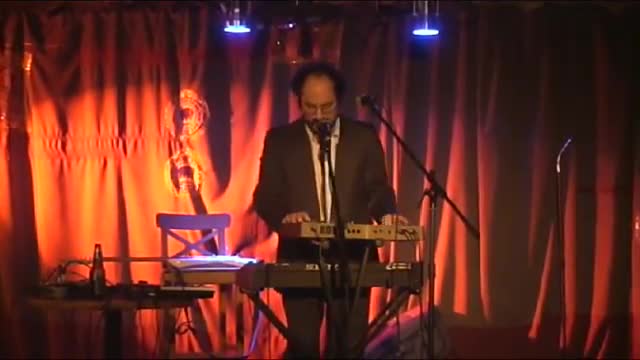 Tony Ezzy Space Plane! Live, Feb. 4 2010