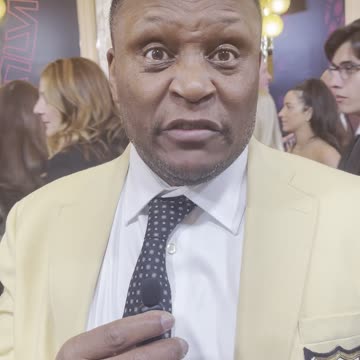 Dazzling running back legend Barry Sanders was bedazzled by the Lions in 2023