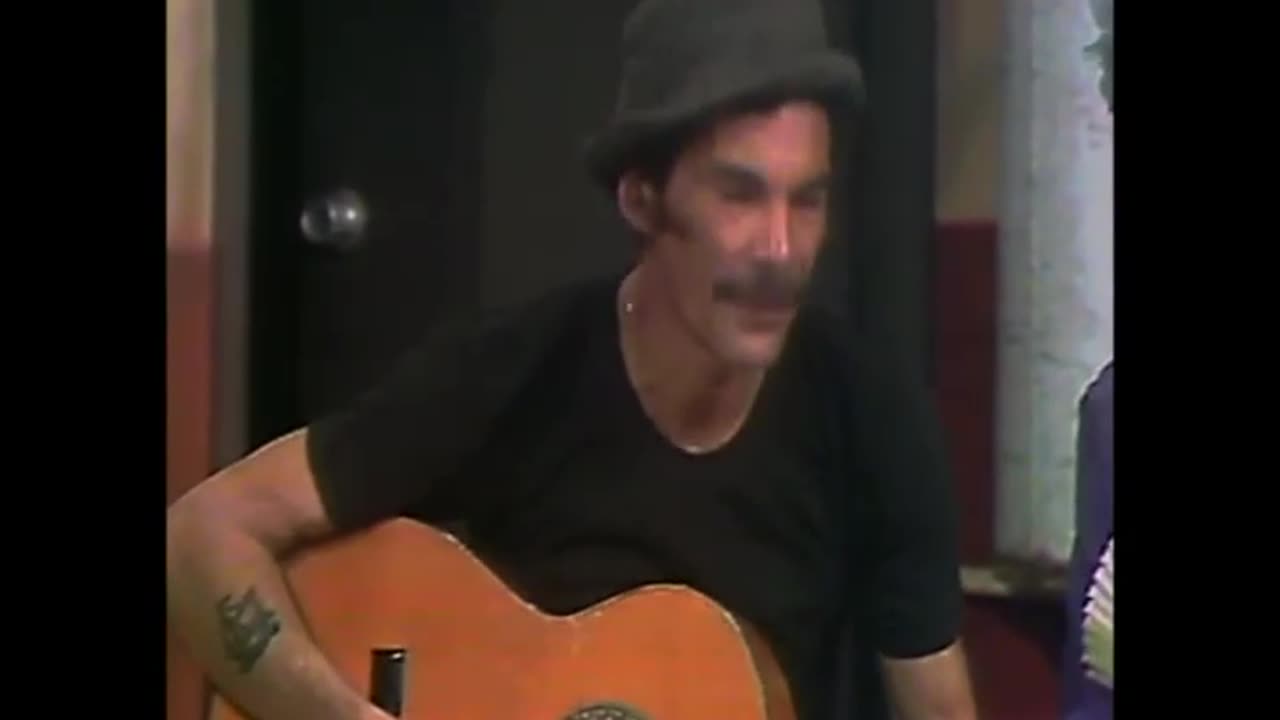 Chaves S01E06 - Quem Canta, Seus Males Espanca