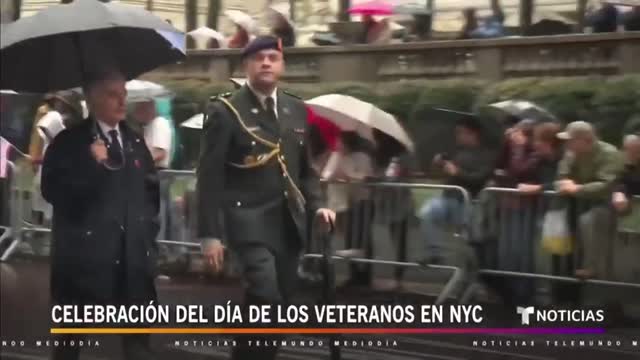 Cumple 103 años el mayor desfile del país en honor a los veteranos | Noticias Telemundo