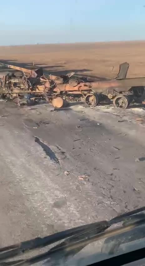 Driving by Destroyed Vechicles on the Occupied Side of Kherson