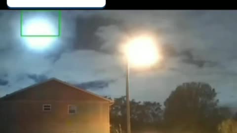 O que será essa luz? 🤔😱🛸🛸