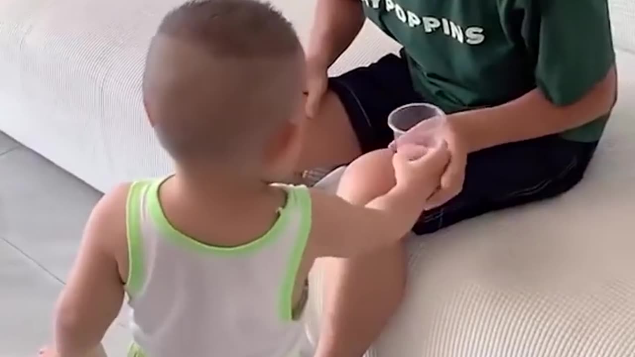 Little boy saves father from electrocution.