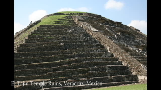 Poza Rica, Papantla and El Tajin Video.