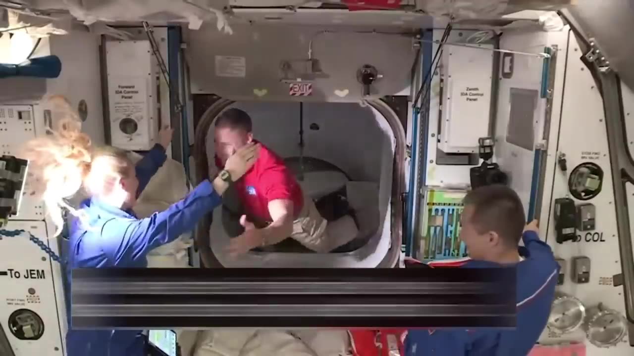 How Scientists Made Life Possible in Space | Life in International Space Station