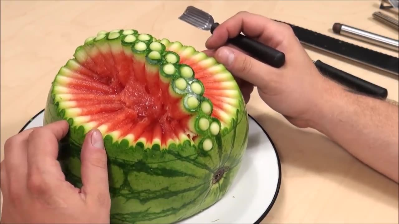 Fruit carving course watermelon basket / Kurs carvingu kosz z arbuza