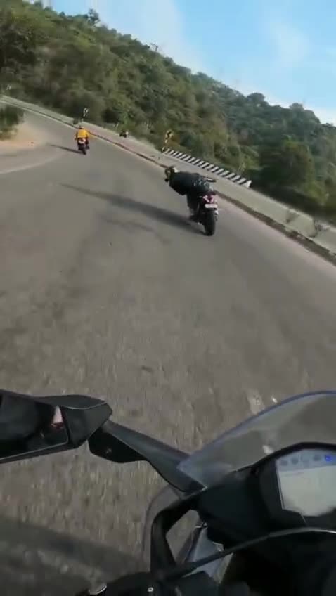how to ride a motorcycle properly