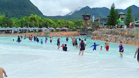 Waving Pool