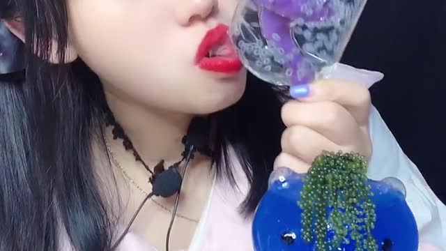 Asmr water drinking and eating