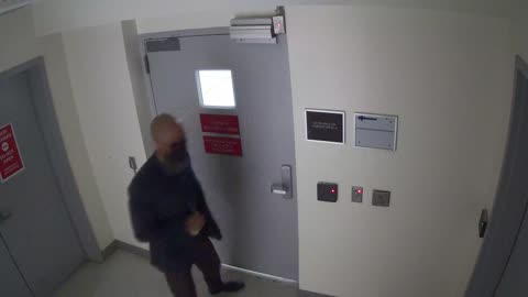 5180CHOBBANorthLobbyStair8_2021-01-06_14h40min03s047ms.mp4