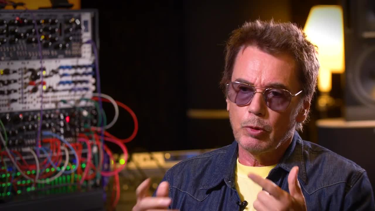 Interview avec l’artiste électro Jean-Michel Jarre pour son 22e album 'Oxymore'_ Dolby Atmos