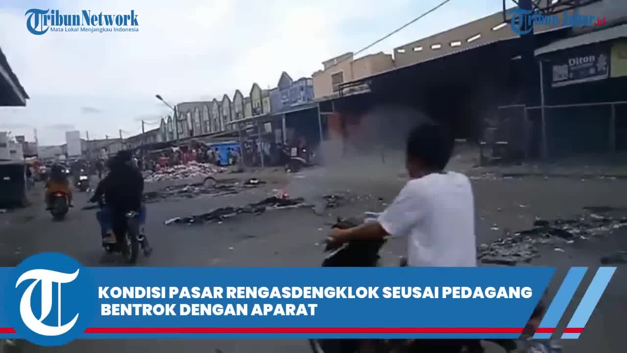 DETIK-DETIK Pedagang Serang Aparat di Karawang, Tolak Relokasi Pasar Rengasdengklok