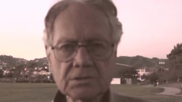 Ted Gunderson - Chemtrails are Aircrap Poisoning Us - Anthony J Hilder