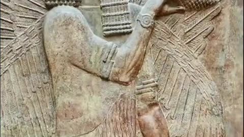 Ancient Handbags- A Common Motif in the Art of the Gods, Kings, and Priests!